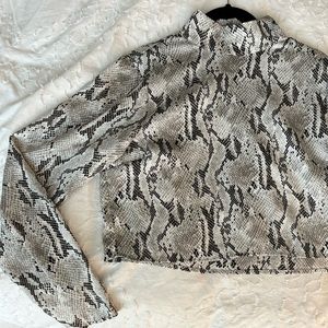 Women’s Express Satin Snakeskin Cropped Long Sleeve Top - perfect condition!